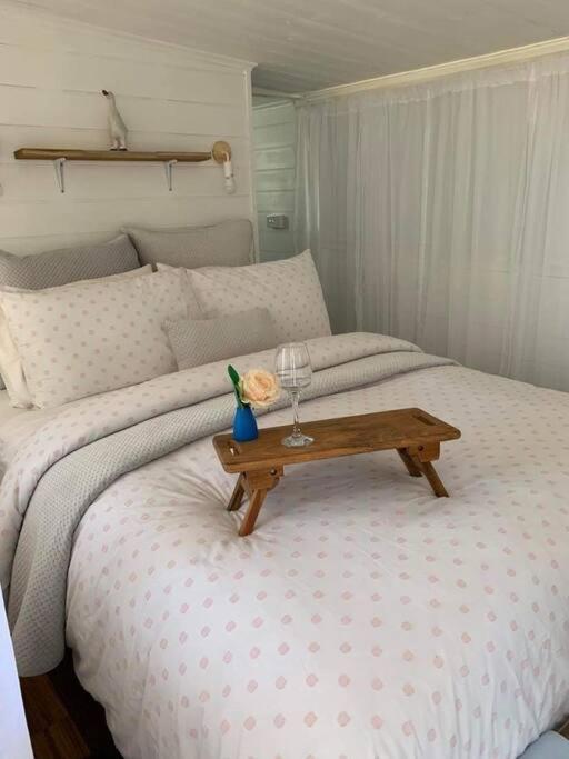 The Wandering Duck - Heritage Tiny House Strahan Eksteriør bilde