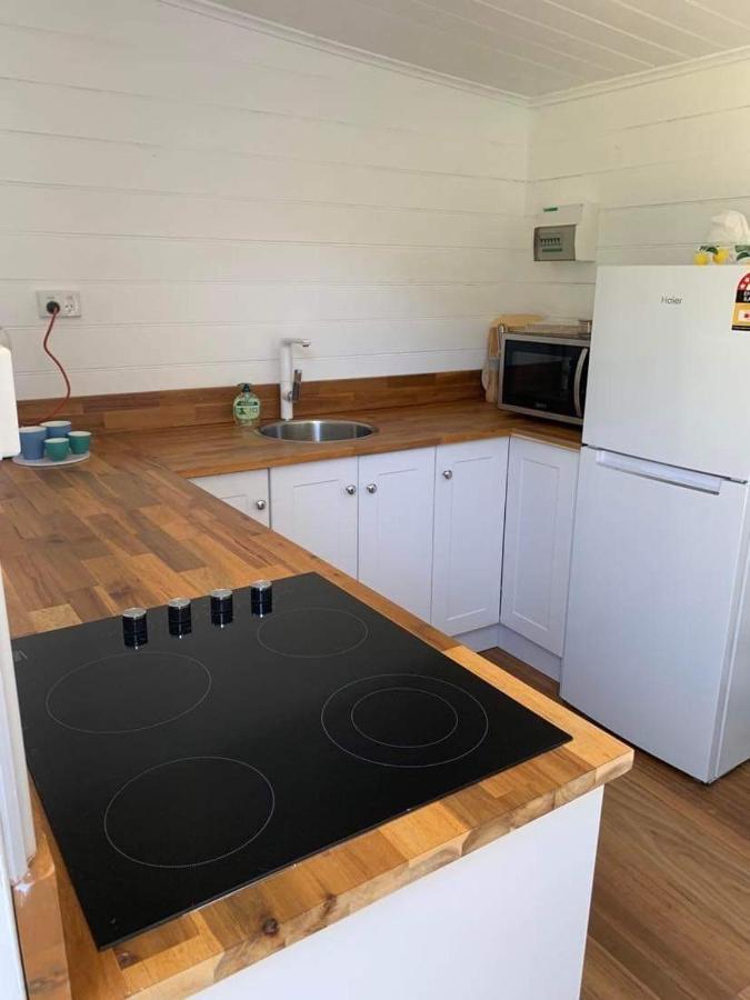 The Wandering Duck - Heritage Tiny House Strahan Eksteriør bilde
